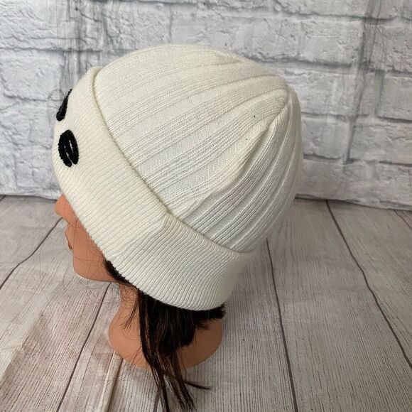 Bebe women OS Winter beanie and scarf white w/black writing - Picture 2 of 10
